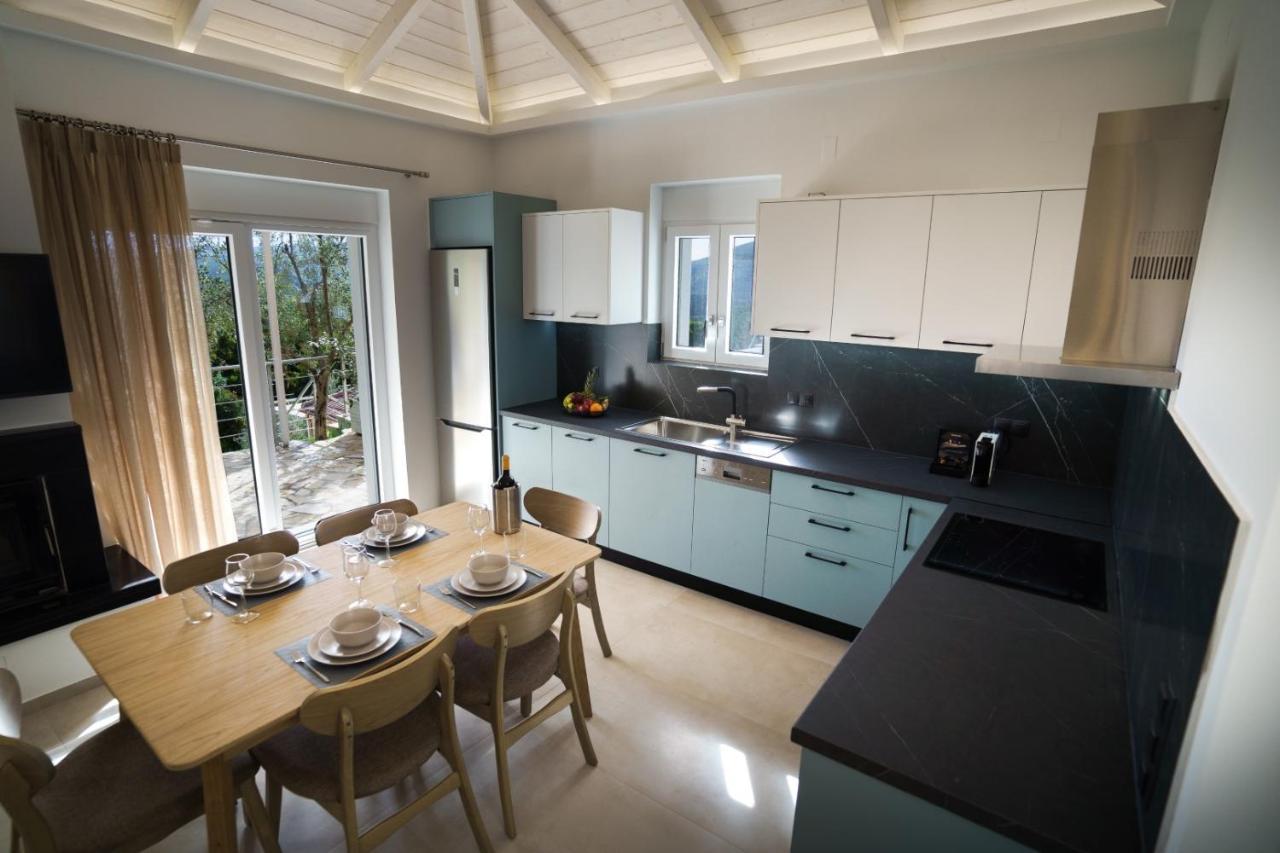 Astrali Stone Villas Paramythia Bagian luar foto