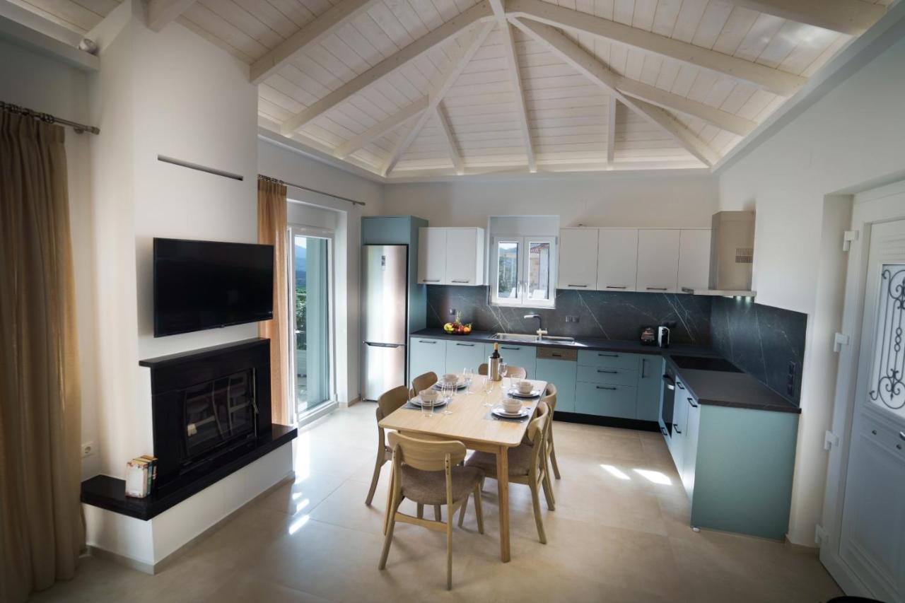 Astrali Stone Villas Paramythia Bagian luar foto