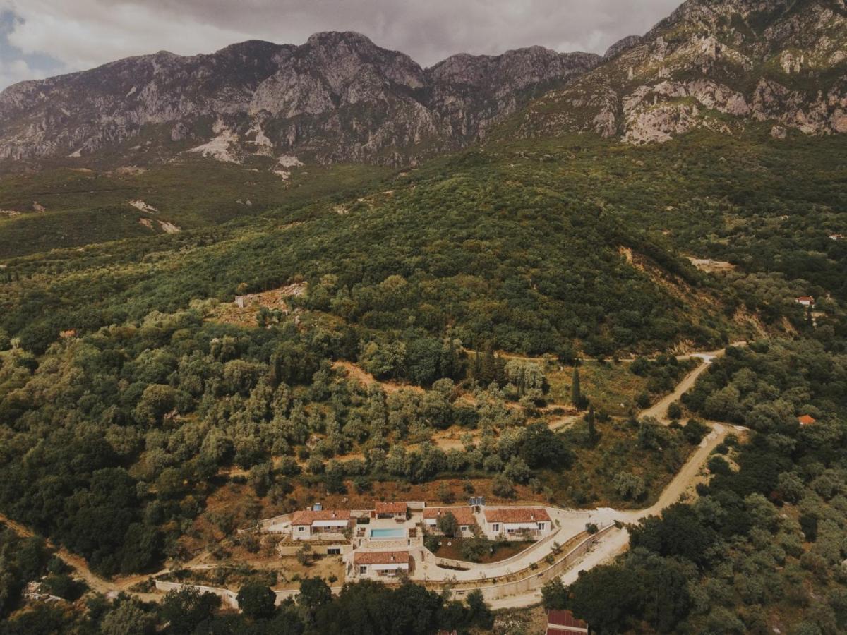 Astrali Stone Villas Paramythia Bagian luar foto