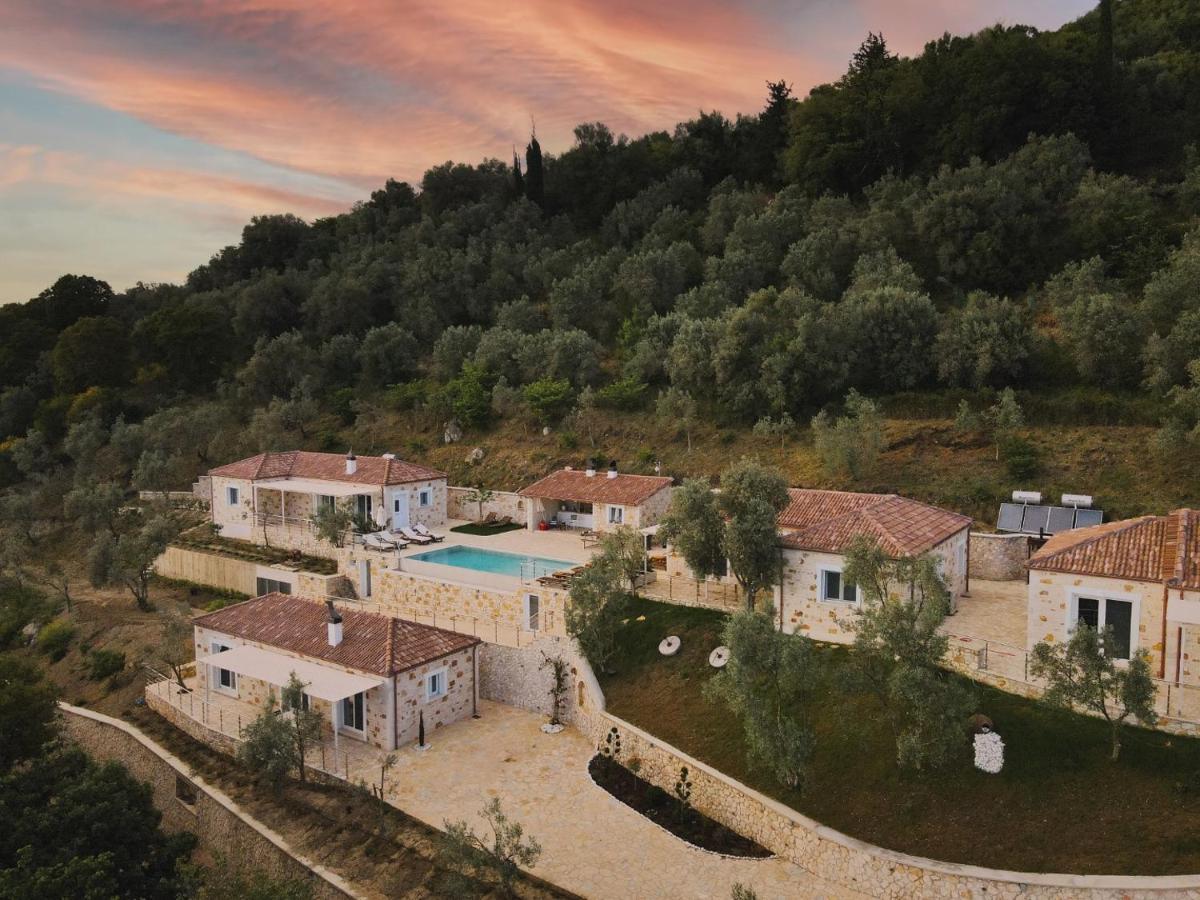 Astrali Stone Villas Paramythia Bagian luar foto